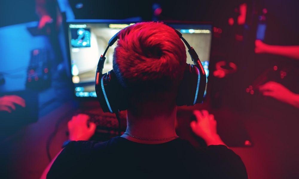Level Up Your FPS Skills with These Pro Tips